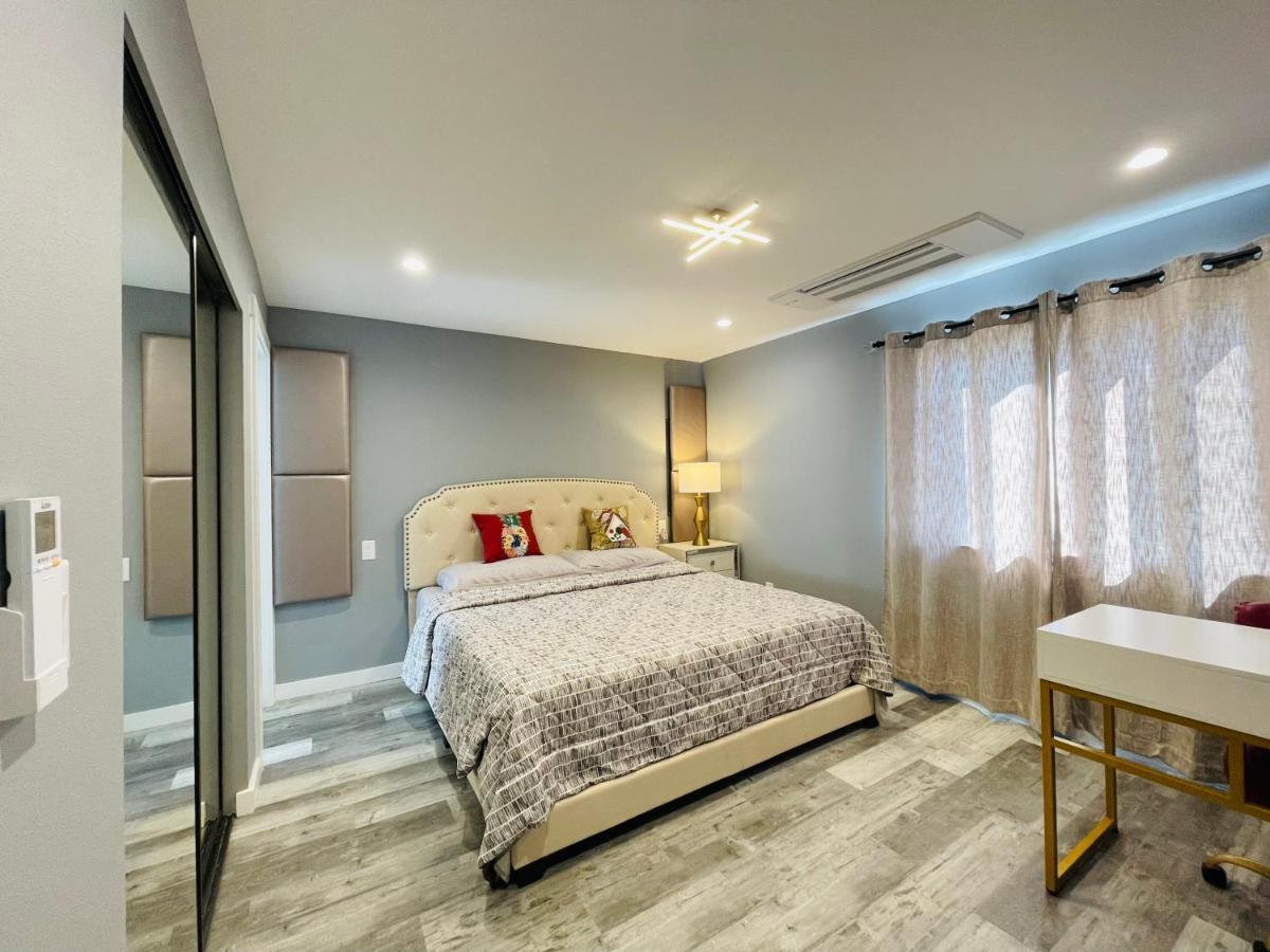 Green Lake 1St Line Home A With Central Air Conditioners Seattle Exteriér fotografie